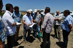 Gediz Havzasında Gerçekleştireceğimiz Çiftlik Demonstrasyonları ve Tarla Günleri İçin Uygun Olabilecek Çiftlikler Ziyaret Edildi.